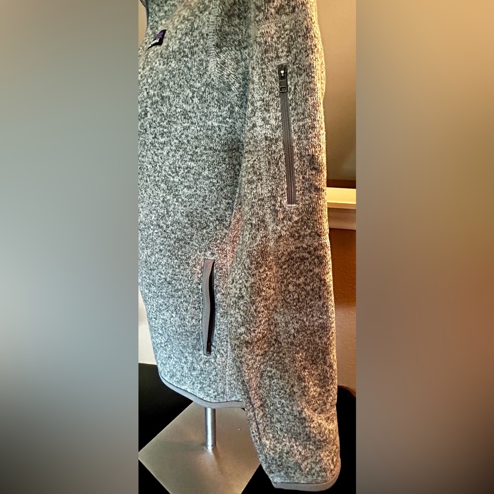 Patagonia Women's Birch White Better Sweater. Full Front Zipper Size Medium - Picture 7 of 15